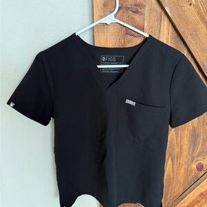 Women’s Figs Black Katarina Scrub Top and Zamora Jogger Scrub Pants